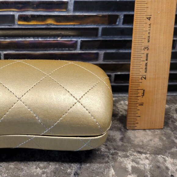 RARE GENUINE CHANEL CC GOLD QUILTED SUNGLASSES EYEGLASSES LEATHER CLAM SHELL HAR - Picture 12 of 15
